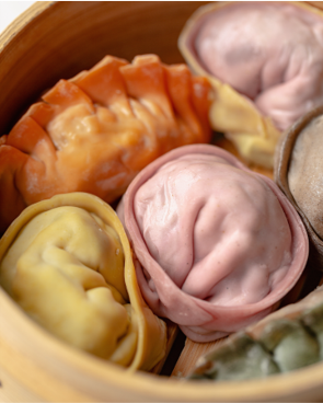 💗새해 '복' 이 가득한 온가족 을 위한 고기 & 김치 손 만두 클래스의 썸네일 이미지입니다.