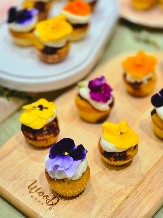 [키즈/부모분리] 플라워 미니 머핀.의 썸네일 이미지입니다.